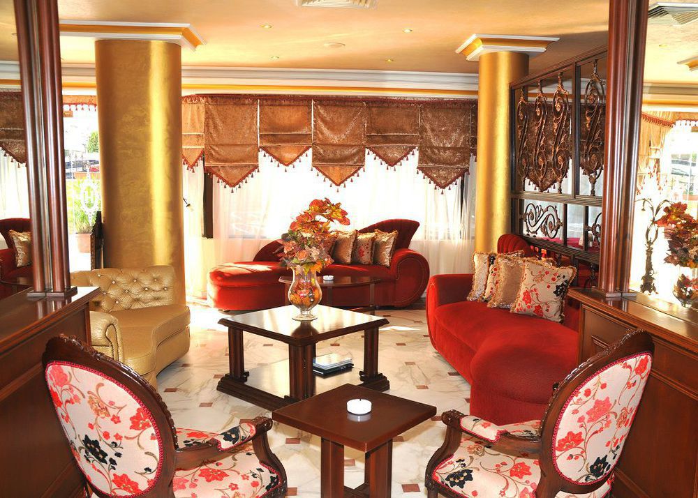 Legend Hotel Бейрут Экстерьер фото